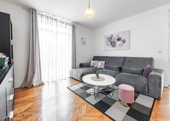 Apartman Cozy Corner 49 *