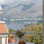 Cozy Corner 49 Cavtat