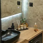 Cozy Corner 49 *