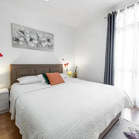 Cozy Corner 49 챠브타트