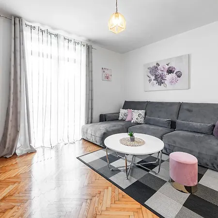 Apartamento Cozy Corner 49 *