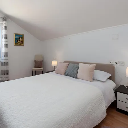 Cozy Corner 49 * Cavtat