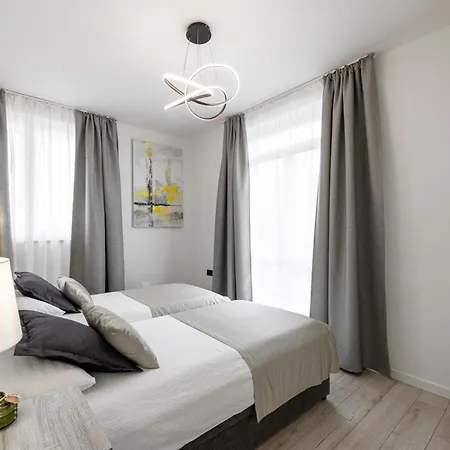 Cozy Corner 49 아파트