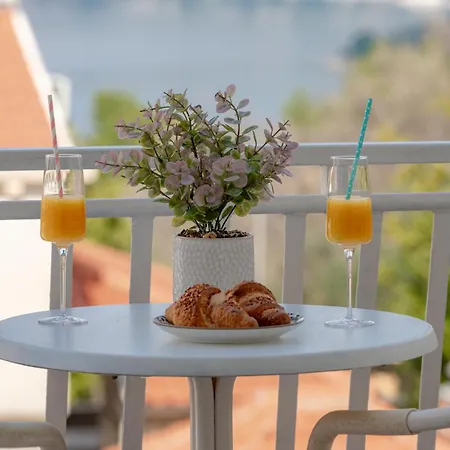 아파트 Cozy Corner 49 *