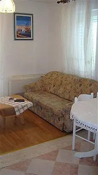 Cozy Corner 49 * 察夫塔特