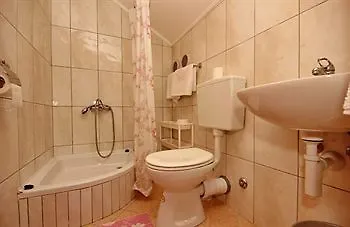 Cozy Corner 49 公寓 *
