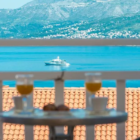 Cozy Corner 49 * Cavtat