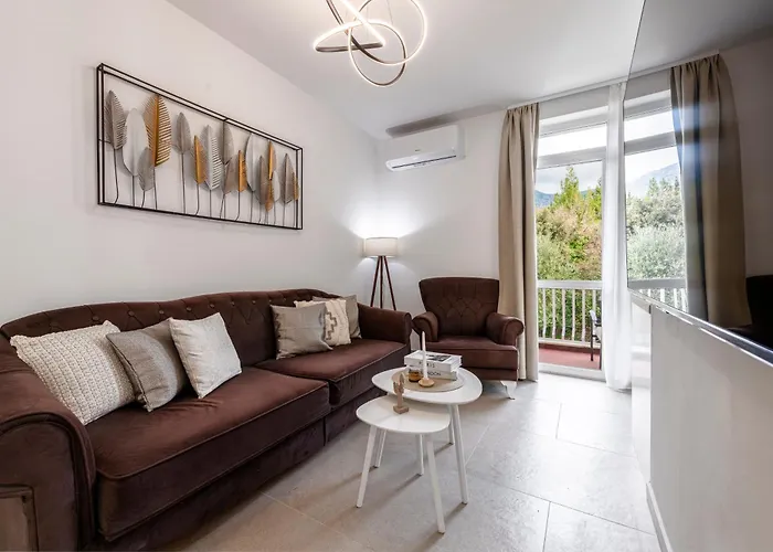 公寓 Cozy Corner 49 *