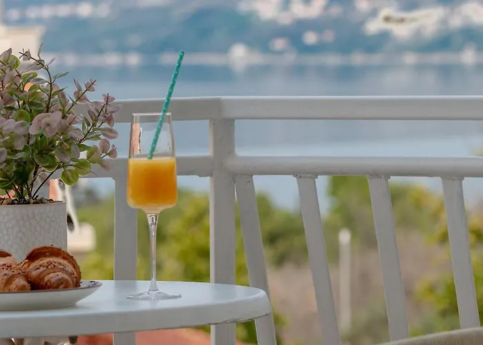 公寓 Cozy Corner 49 *