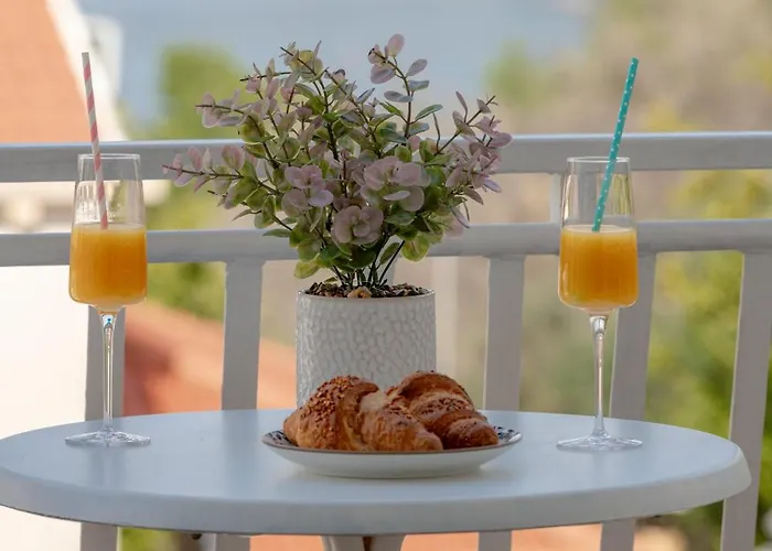 公寓 Cozy Corner 49 *