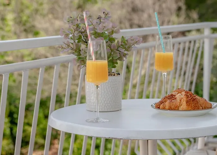 公寓 Cozy Corner 49 *