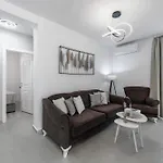 Διαμέρισμα Cozy Corner 49 *