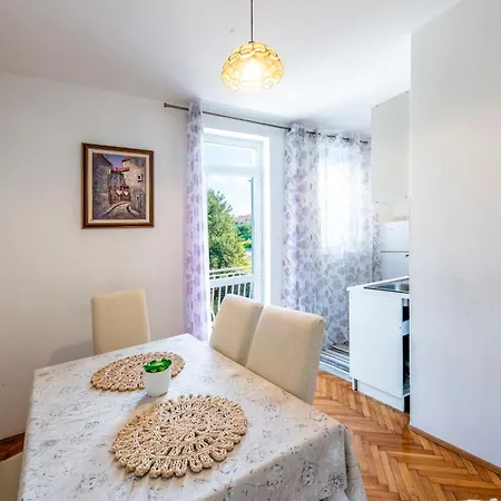 Cozy Corner 49 Daire Cavtat